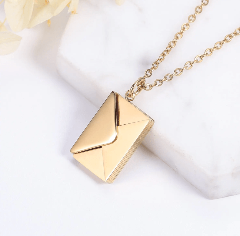 Envelope Necklace - Pioneer Gadgets