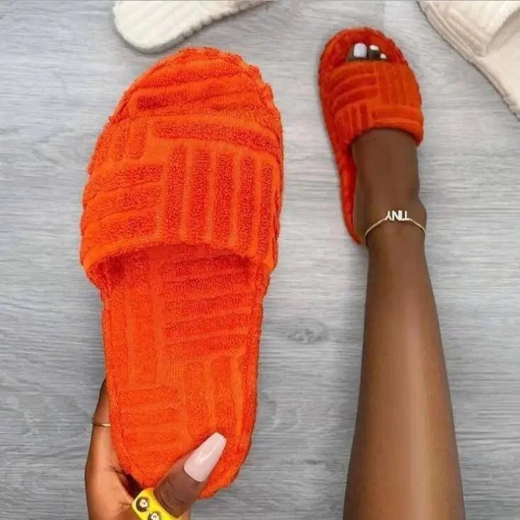 Women's Furry Casual Slippers - Pioneer Gadgets