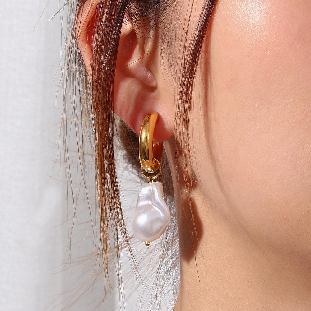 Water Drop Earrings - Pioneer Gadgets